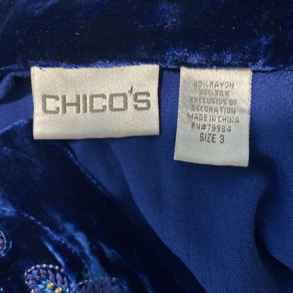 Vtg Chicos Velvet Top Women 3/XL Boho Sapphire Blue Embroidered Chic Blouse Silk - Picture 10 of 12